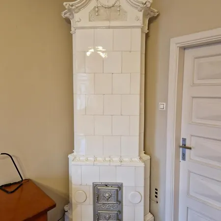 Royal Palace From The 14th Century - 125 M2