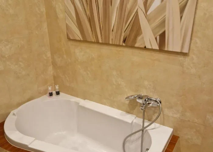 Royal Palace From The 14th Century - 125 M2 Apartment