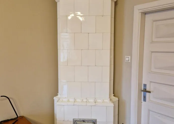 Royal Palace From The 14th Century - 125 M2